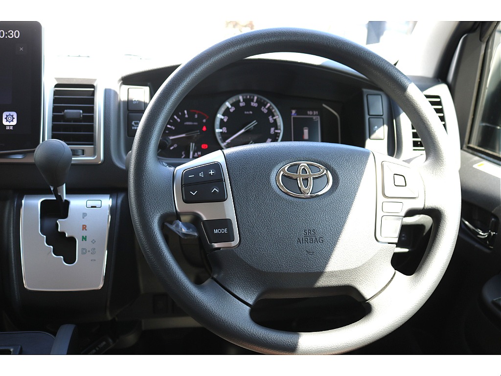 【R7年式/アーバンカーキ/ディーゼル4WD】ブラックエディション施工一式・大画面ナビ他＊＊全国ご納車OK