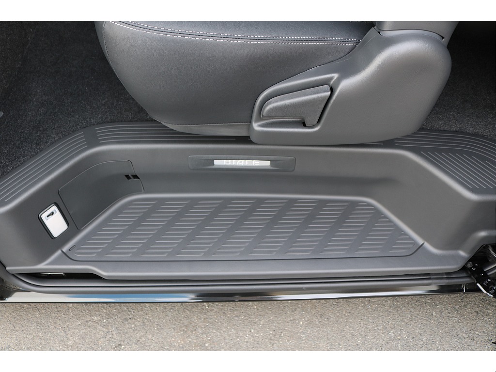 【新車8型/4ナンバー/ディーゼル2WD】ダークプライムS・大画面ナビ・他＊＊全国ご納車OK～＊＊