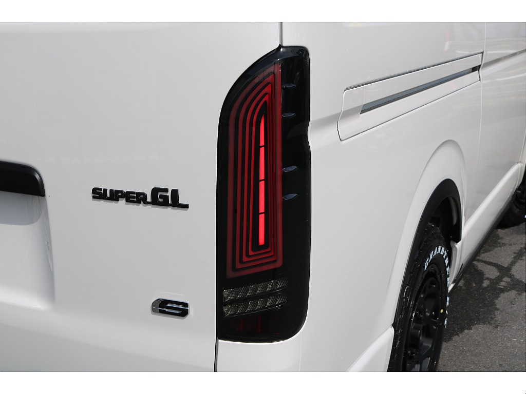 【R8年式/4ナンバー/ディーゼル4WD】ダークプライムS・ベッドキット他＊＊全国ご納車OK～＊＊