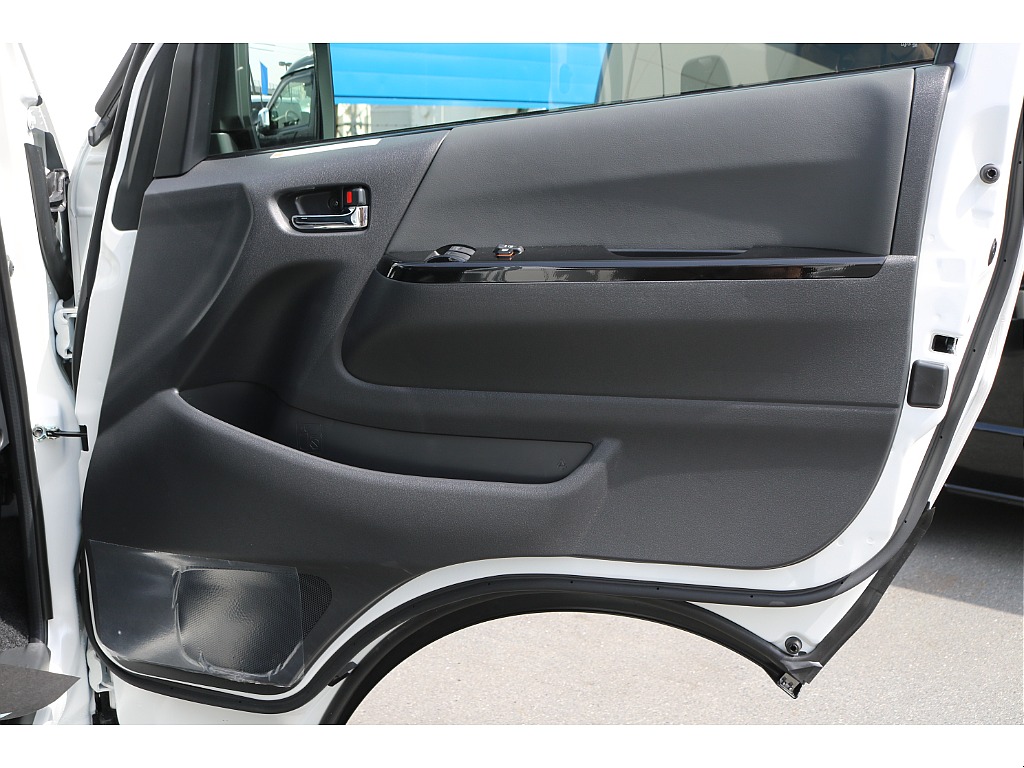 【R8年式/4ナンバー/ディーゼル4WD】ダークプライムS・ベッドキット他＊＊全国ご納車OK～＊＊