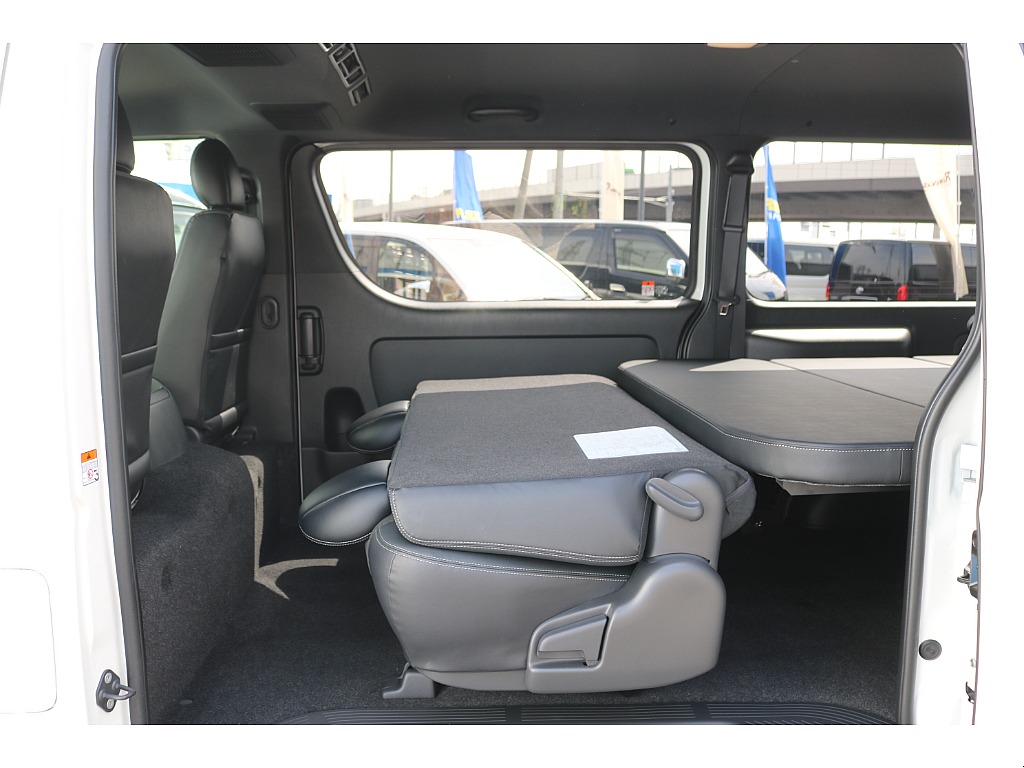 【R8年式/4ナンバー/ディーゼル4WD】ダークプライムS・ベッドキット他＊＊全国ご納車OK～＊＊