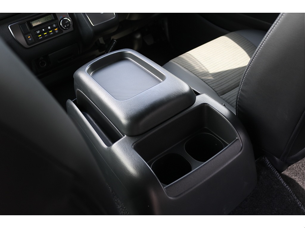 【R8年式/4ナンバー/ディーゼル4WD】ダークプライムS・ベッドキット他＊＊全国ご納車OK～＊＊