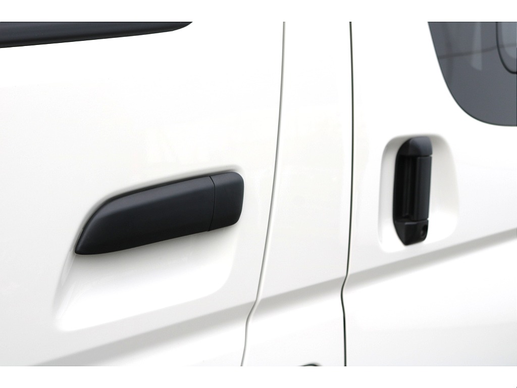 【新車8型/DX/ディーゼル4WD/4ナンバー】FLEXカスタムてんこ盛り・大画面ナビ＊＊全国納車可能＊