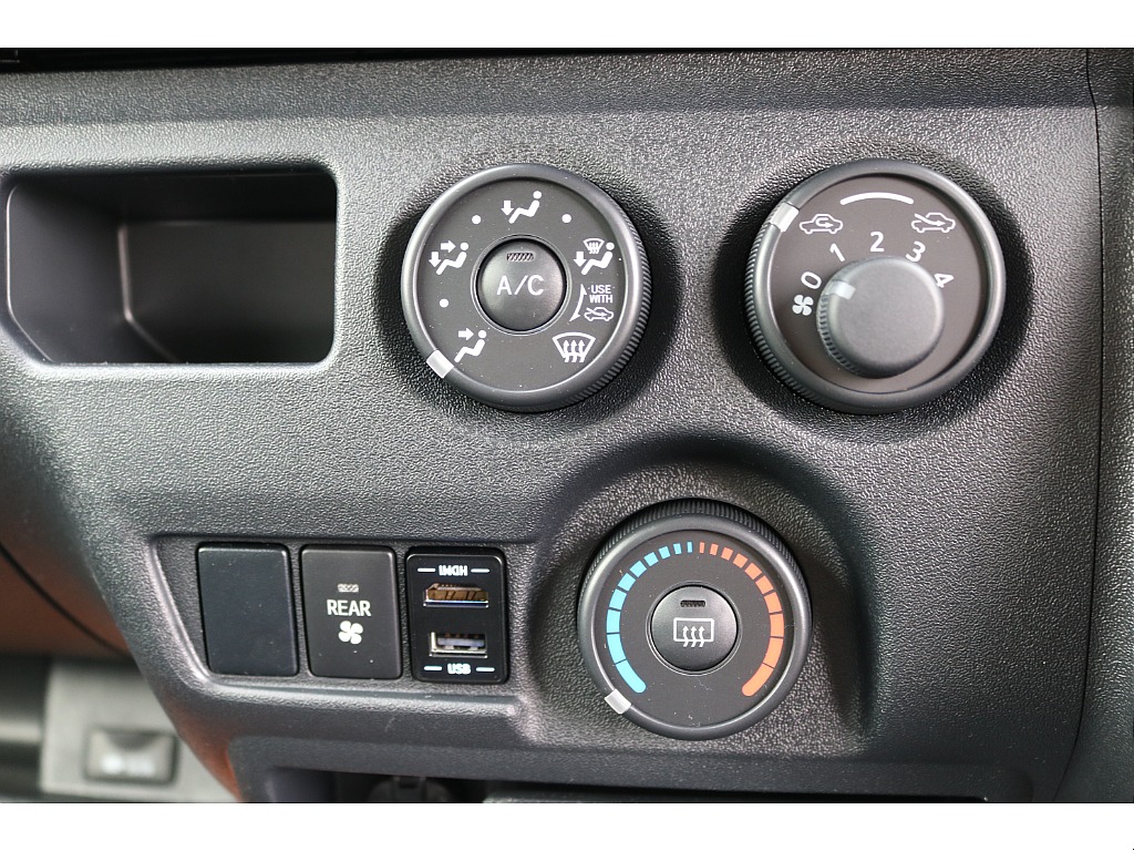 【新車8型/DX/ディーゼル4WD/4ナンバー】FLEXカスタムてんこ盛り・大画面ナビ＊＊全国納車可能＊