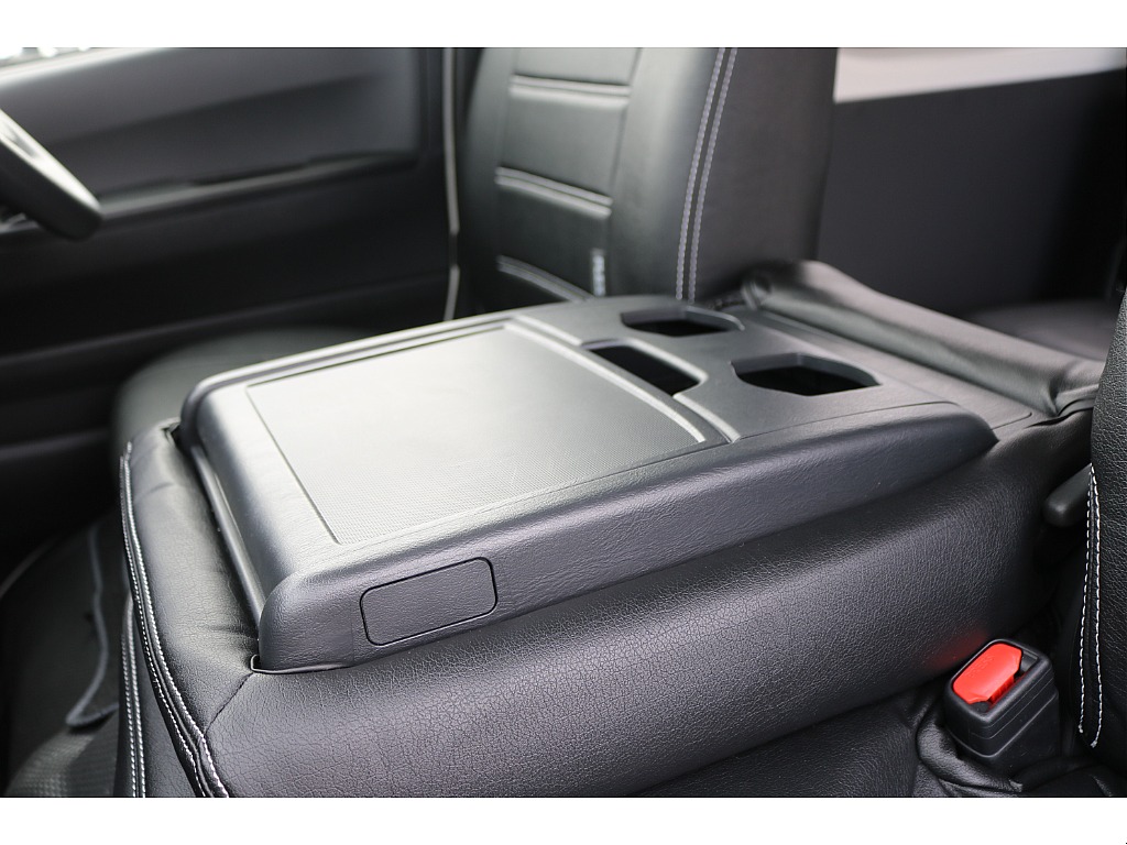 【新車8型/DX/ディーゼル4WD/4ナンバー】FLEXカスタムてんこ盛り・大画面ナビ＊＊全国納車可能＊