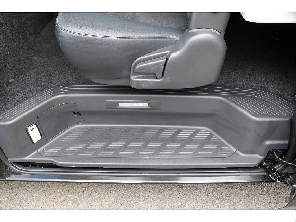 【R6年式/4ナンバー/ディーゼル2WD】大画面ナビ・TRDデイライト付きスポイラー・他＊＊全国ご納車OK～＊＊