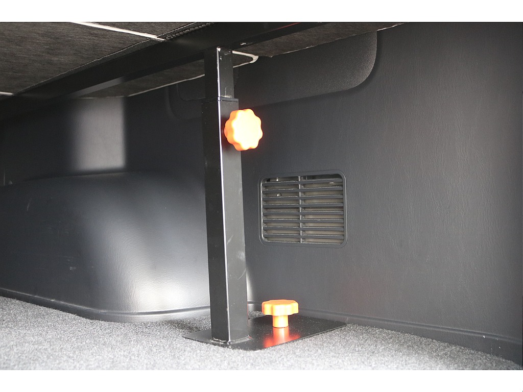 【R6年式/4ナンバー/ディーゼル2WD】大画面ナビ・TRDデイライト付きスポイラー・他＊＊全国ご納車OK～＊＊