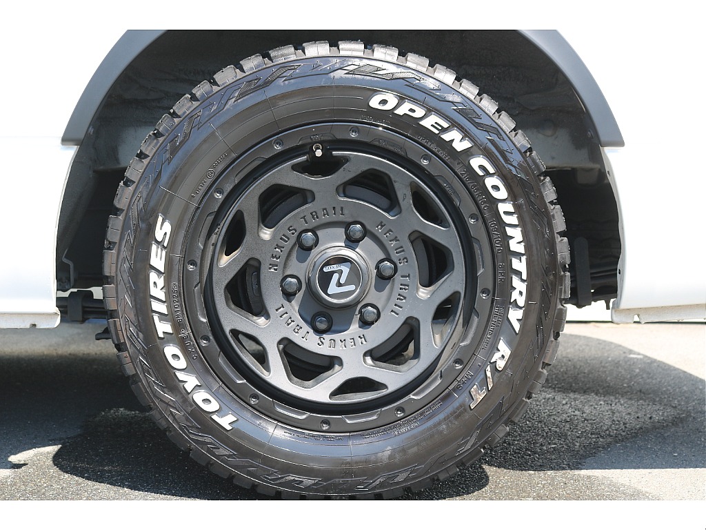 【R5年式/4ナンバー/ディーゼル4WD】買取直販・ブラックエディション施工一式他＊＊全国ご納車OK～＊＊