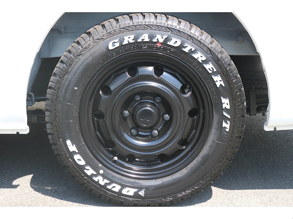 【新車9型/4ナンバー/ガソリン2WD】お買い得なDX★6人乗り★ベッドキット★カスタムコンプリート★＊＊全国ご納車OK＊＊