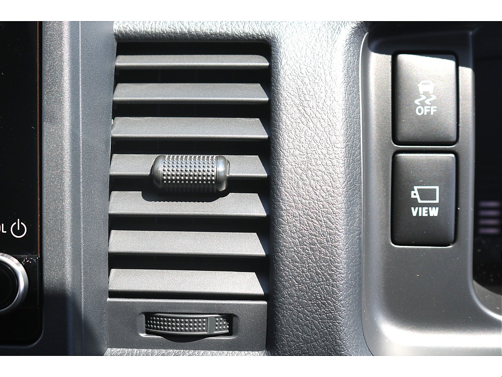 【新車9型/4ナンバー/ガソリン2WD】お買い得なDX★6人乗り★ベッドキット★カスタムコンプリート★＊＊全国ご納車OK＊＊