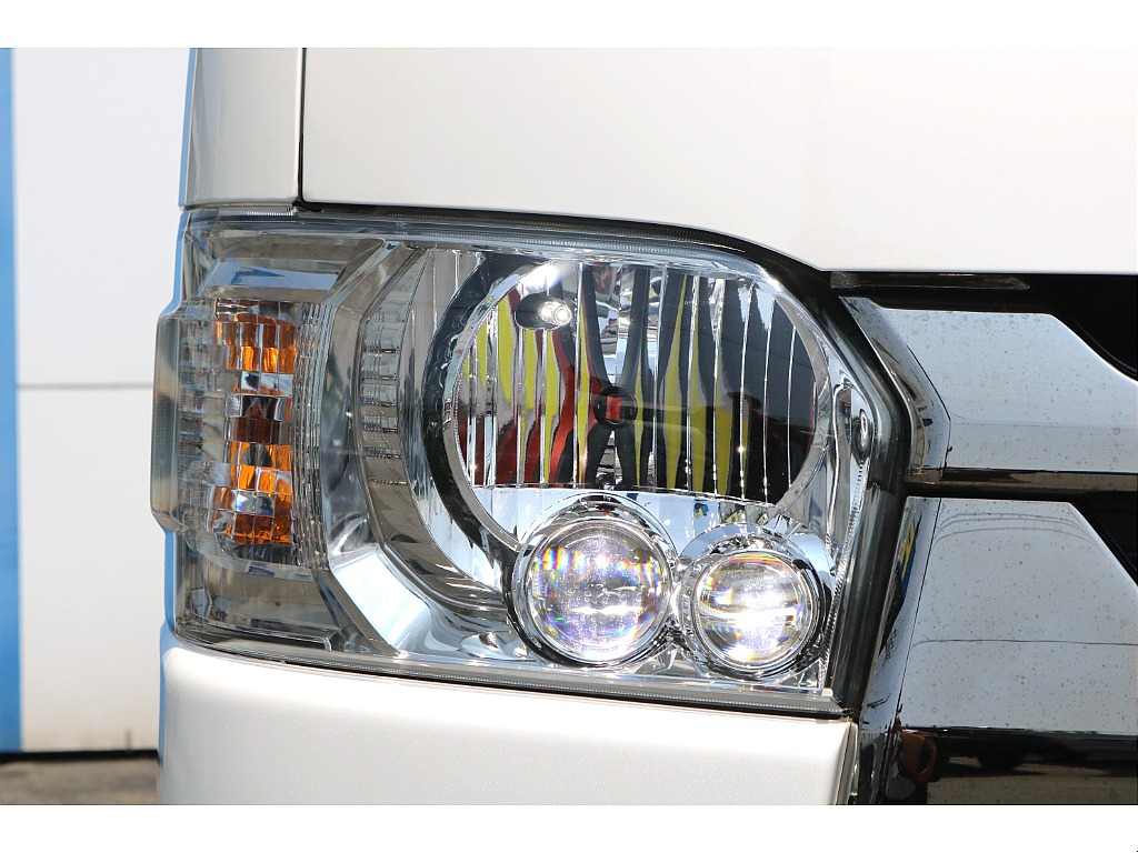 【R7年式/8型/4ナンバー/ディーゼル2WD】買取直販★ベッドキッド★大画面ナビ他＊＊全国ご納車OK＊＊