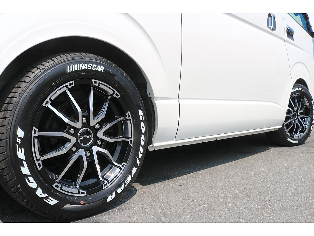 【R7年式/8型/4ナンバー/ディーゼル2WD】買取直販★ベッドキッド★大画面ナビ他＊＊全国ご納車OK＊＊
