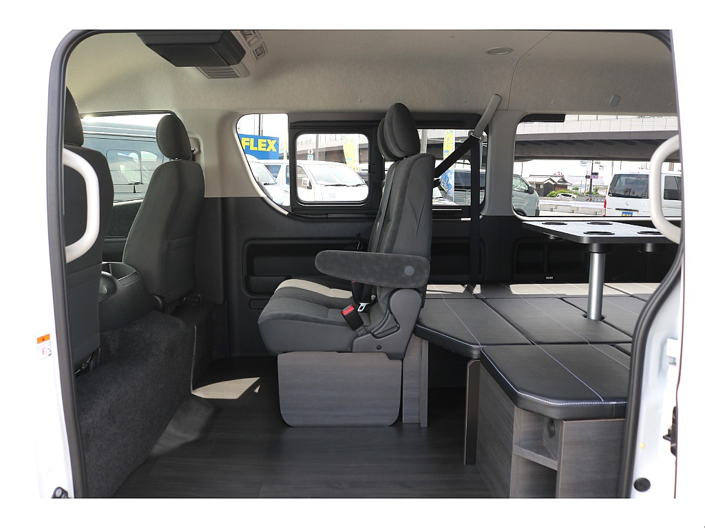 FLEX　黒革調シートカバー※全席装着予定♪