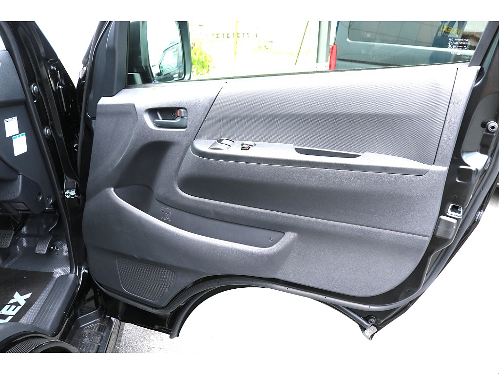 【新車9型/4ナンバー/ディーゼル2WD】お買い得なGL-PKG★ベッドキット★カスタムコンプリート★＊＊全国ご納車OK＊＊