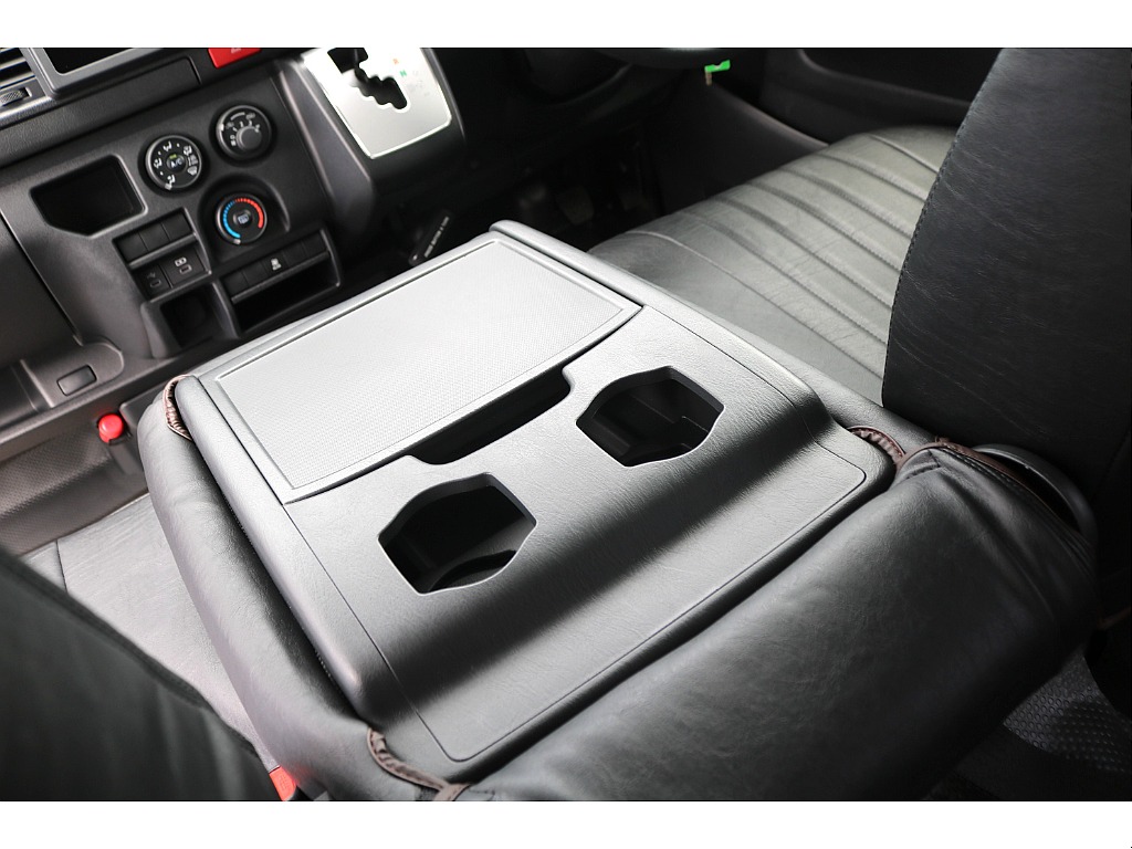 【新車9型/4ナンバー/ディーゼル2WD】お買い得なGL-PKG★ベッドキット★カスタムコンプリート★＊＊全国ご納車OK＊＊