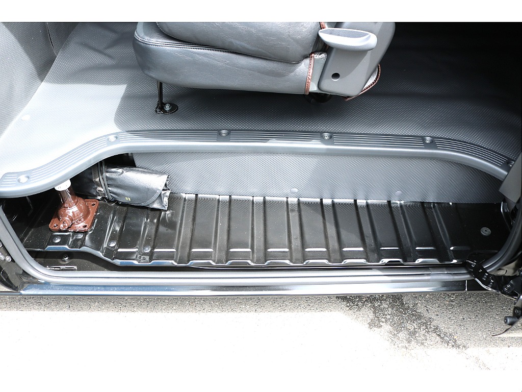 【新車9型/4ナンバー/ディーゼル2WD】お買い得なGL-PKG★ベッドキット★カスタムコンプリート★＊＊全国ご納車OK＊＊