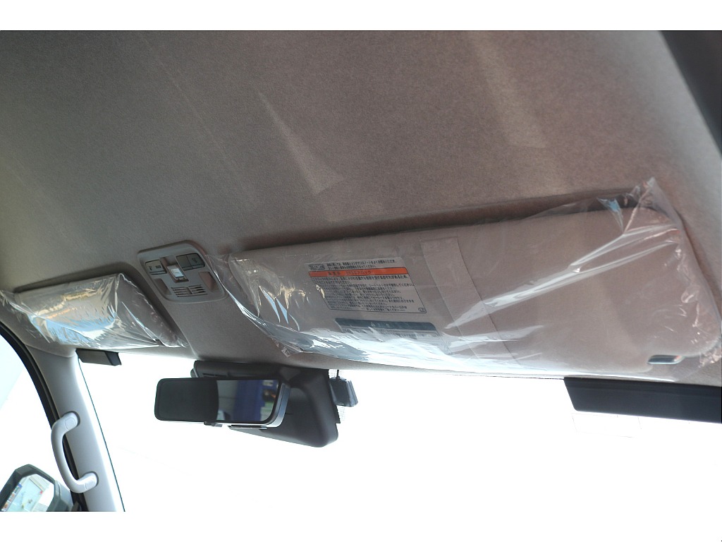 【新車/9型/3ナンバー/ガソリン4WD】シートアレンジファミリア★後席モニター他＊＊全国ご納車OK＊＊