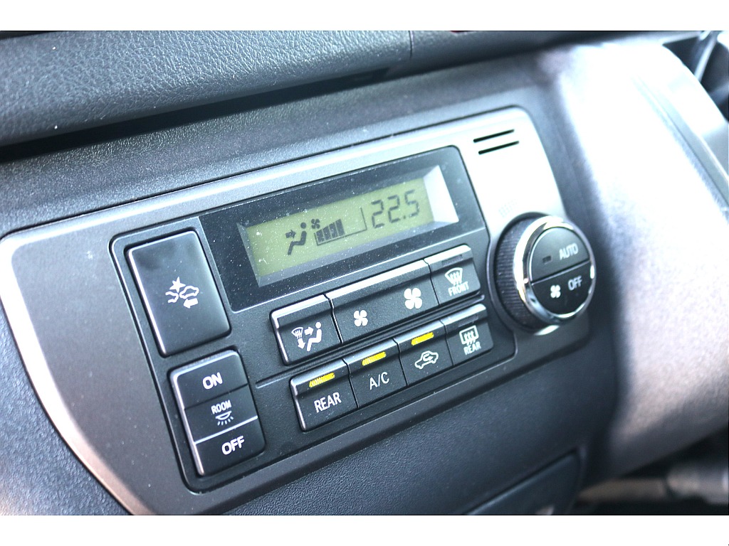 【R1年式/４ナンバー/ディーゼル2WD】買取お買い得車両★フルセグナビ★ローダウン★ベッドキット他完成済★＊＊全国ご納車OK＊＊