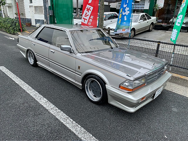 日産 グロリア 4ドアハードトップ ジャックニクラウスバージョン(3745109764) | 車探しなら中古車・新車の専門店FLEX＜フレックス＞へ