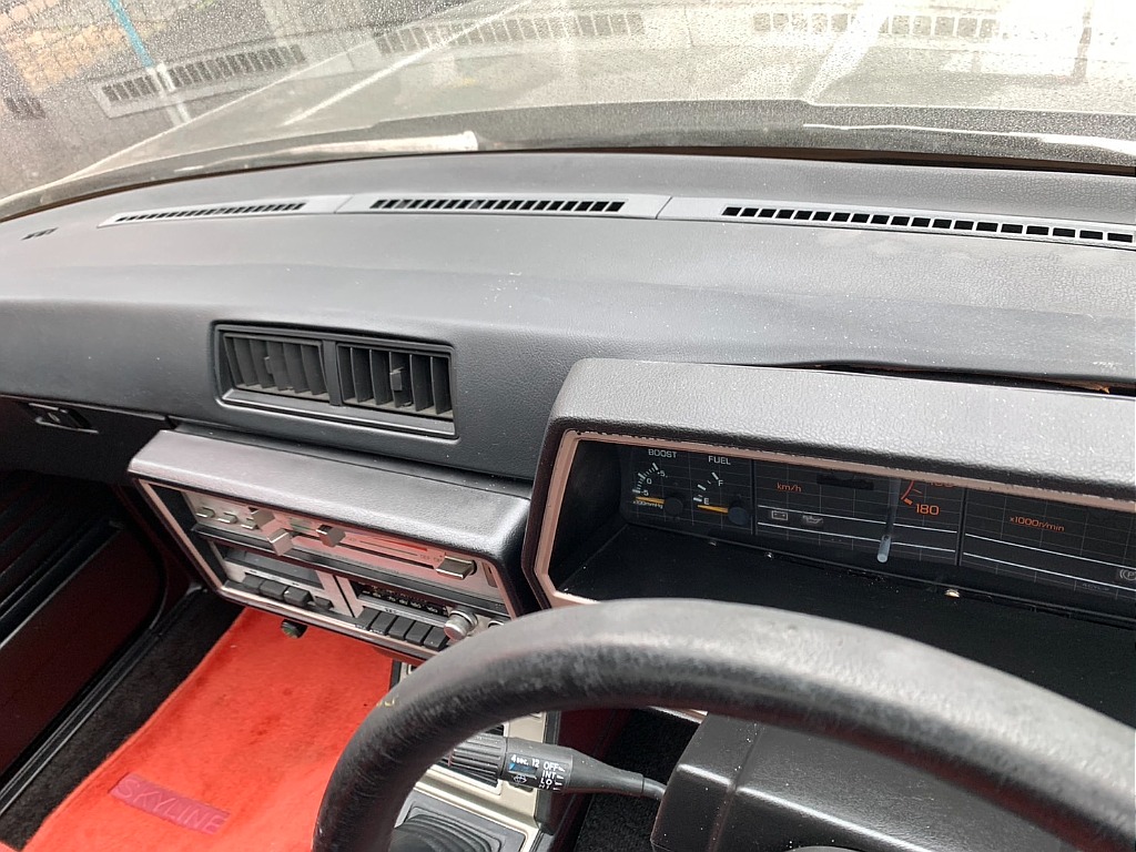 日産 スカイライン(16枚目)