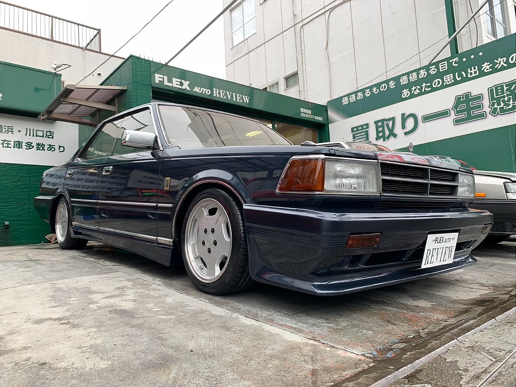 日産 グロリア４ドアHT(2枚目)