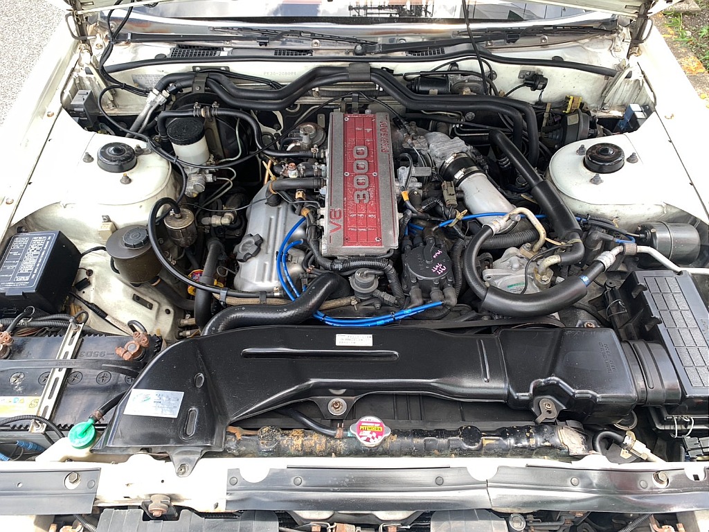 日産 グロリア ４ドアＨＴ(11枚目)