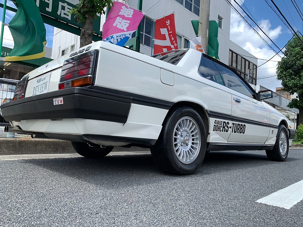 日産 スカイライン２ドアHT(4枚目)