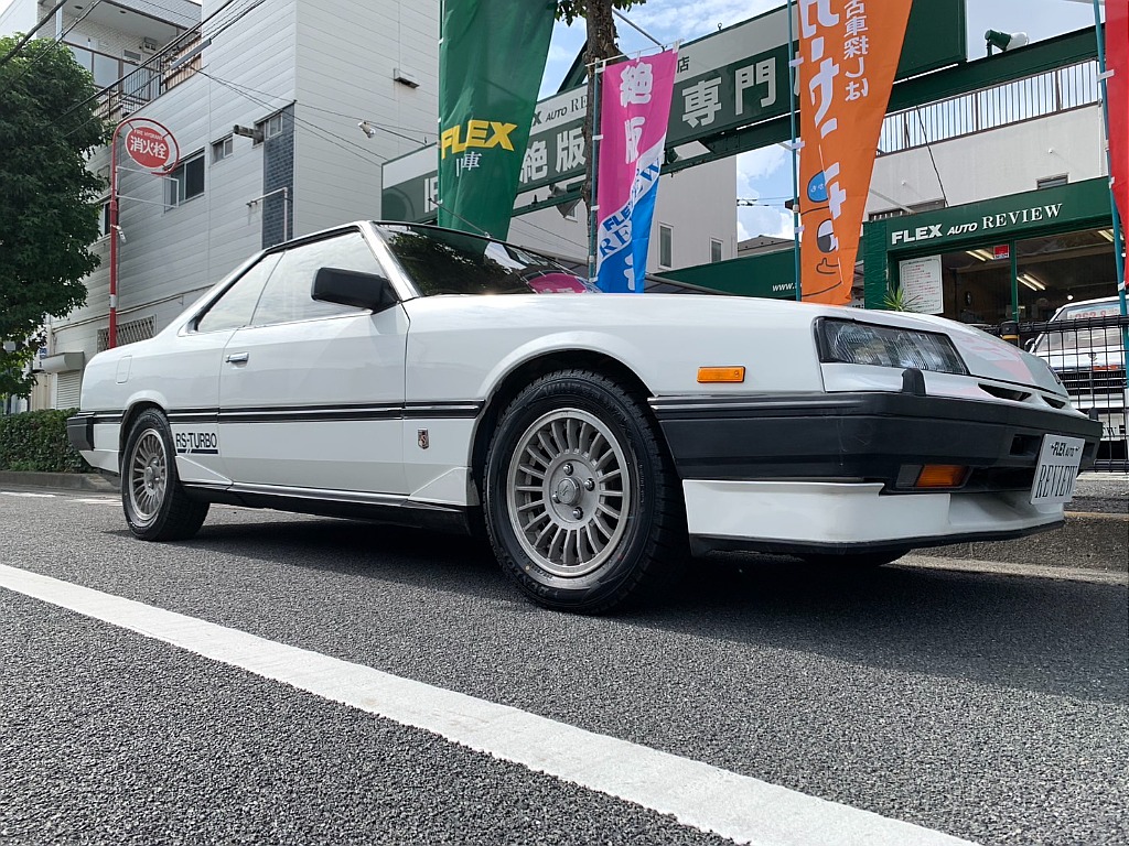 日産 スカイライン2ドアHT(3枚目)