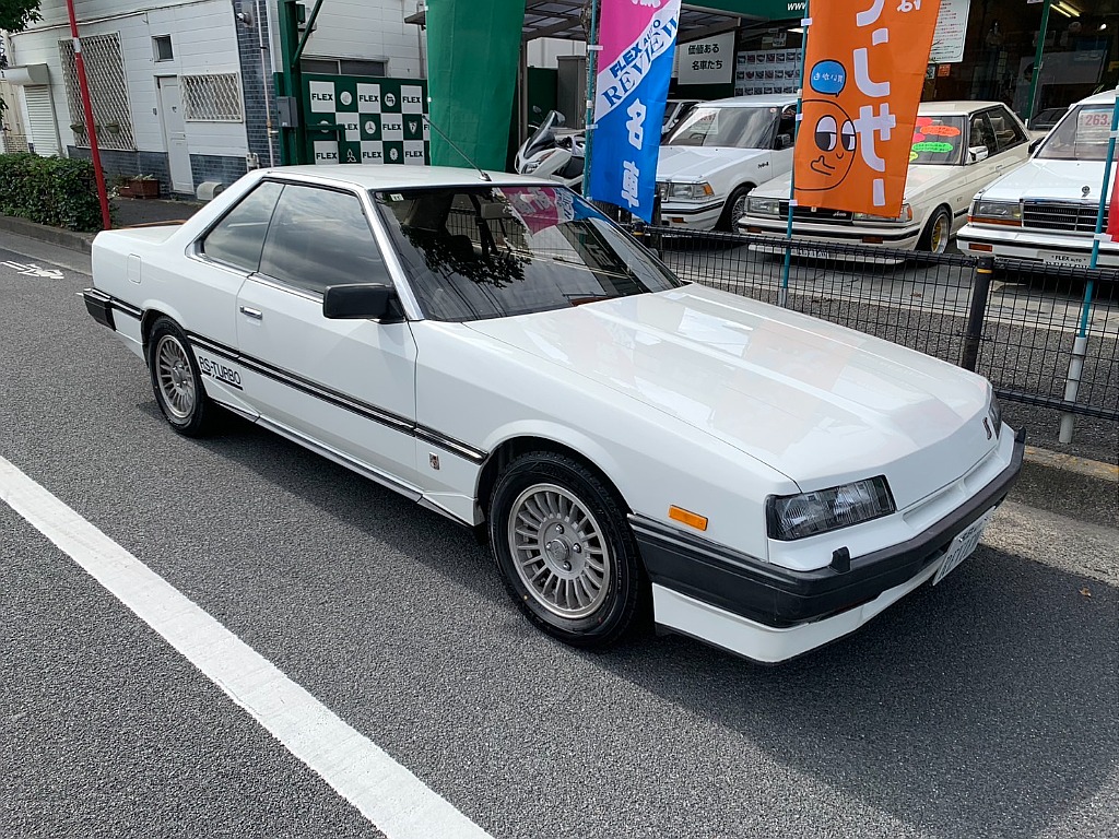 日産 スカイライン2ドアHT(1枚目)