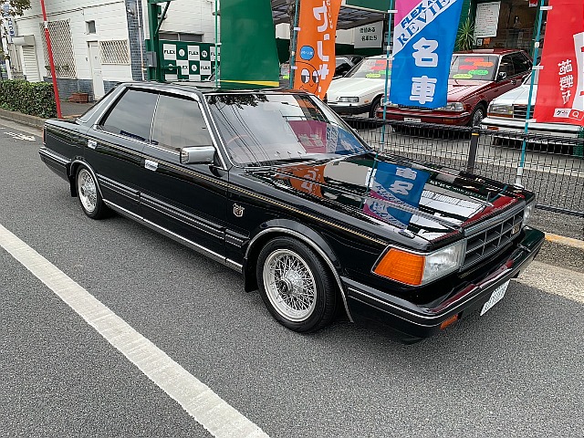 セドリック４ドアハードトップ ブロアムＶＩＰターボ
