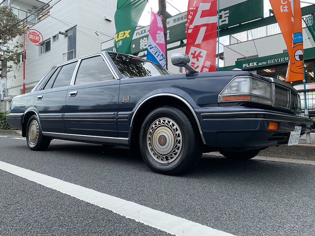 日産 セドリックセダン(3枚目)