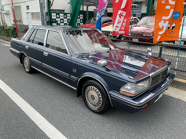 セドリックセダン V30E　ブロアムＶＩＰターボ