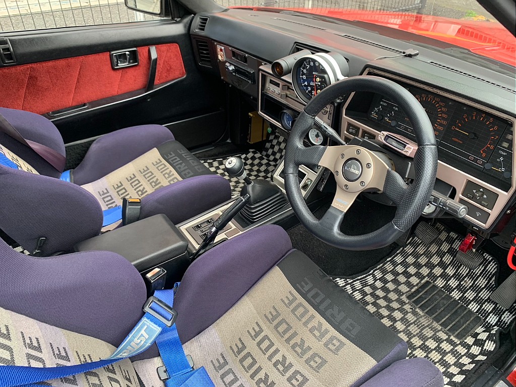 日産 スカイライン２ドアHT(14枚目)