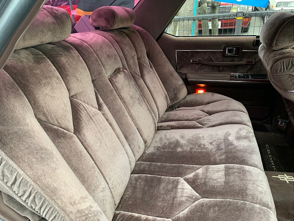 日産 セドリック４ドアハードトップ(34枚目)