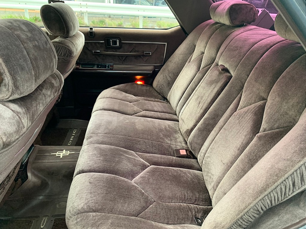 日産 セドリック４ドアハードトップ(38枚目)