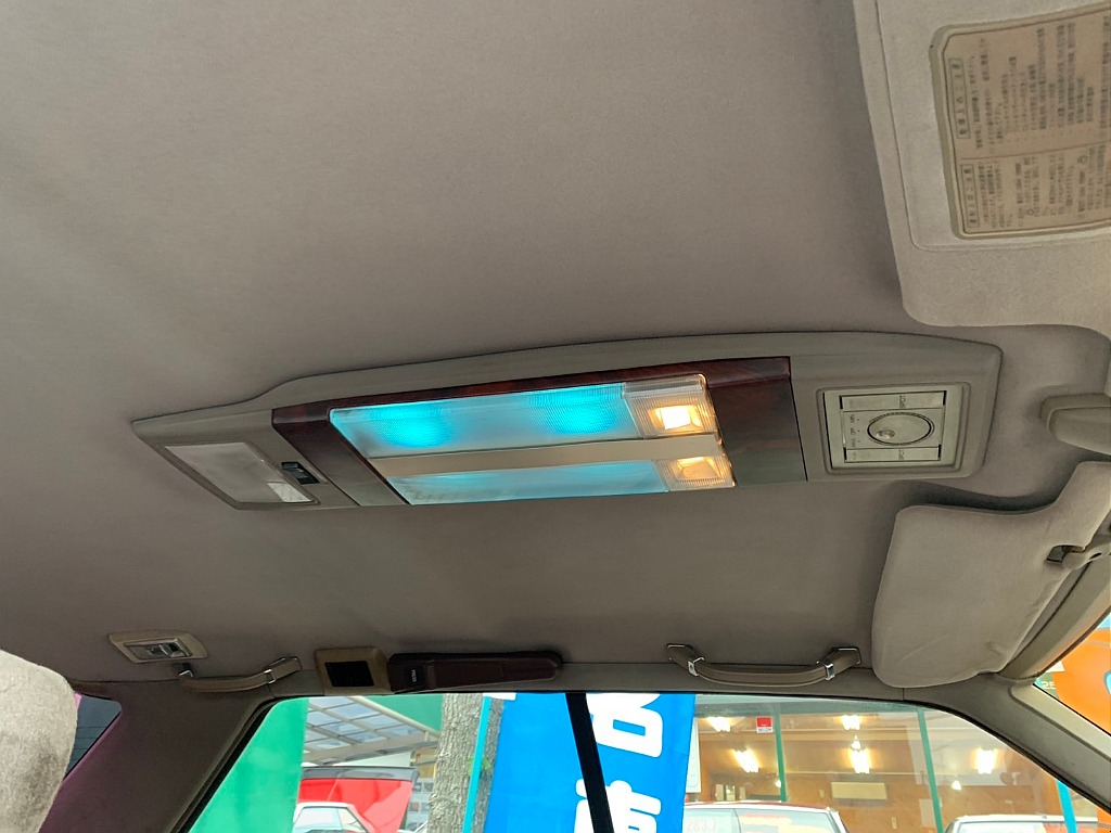 日産 セドリック４ドアハードトップ(42枚目)