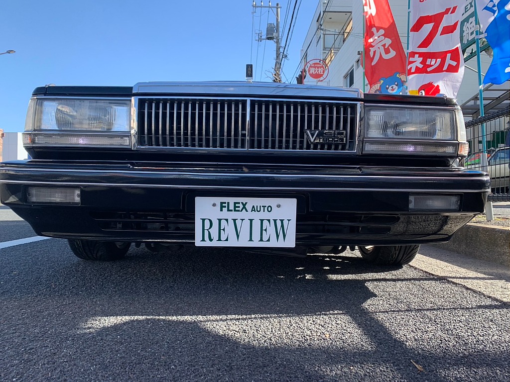 日産 セドリック4ドアセダン(3枚目)