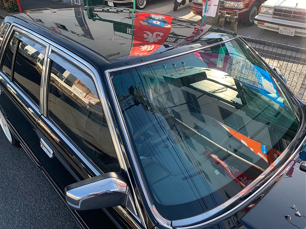 日産 セドリック4ドアセダン(22枚目)