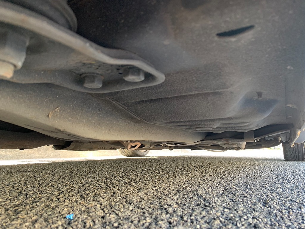 日産 セドリック4ドアセダン(31枚目)