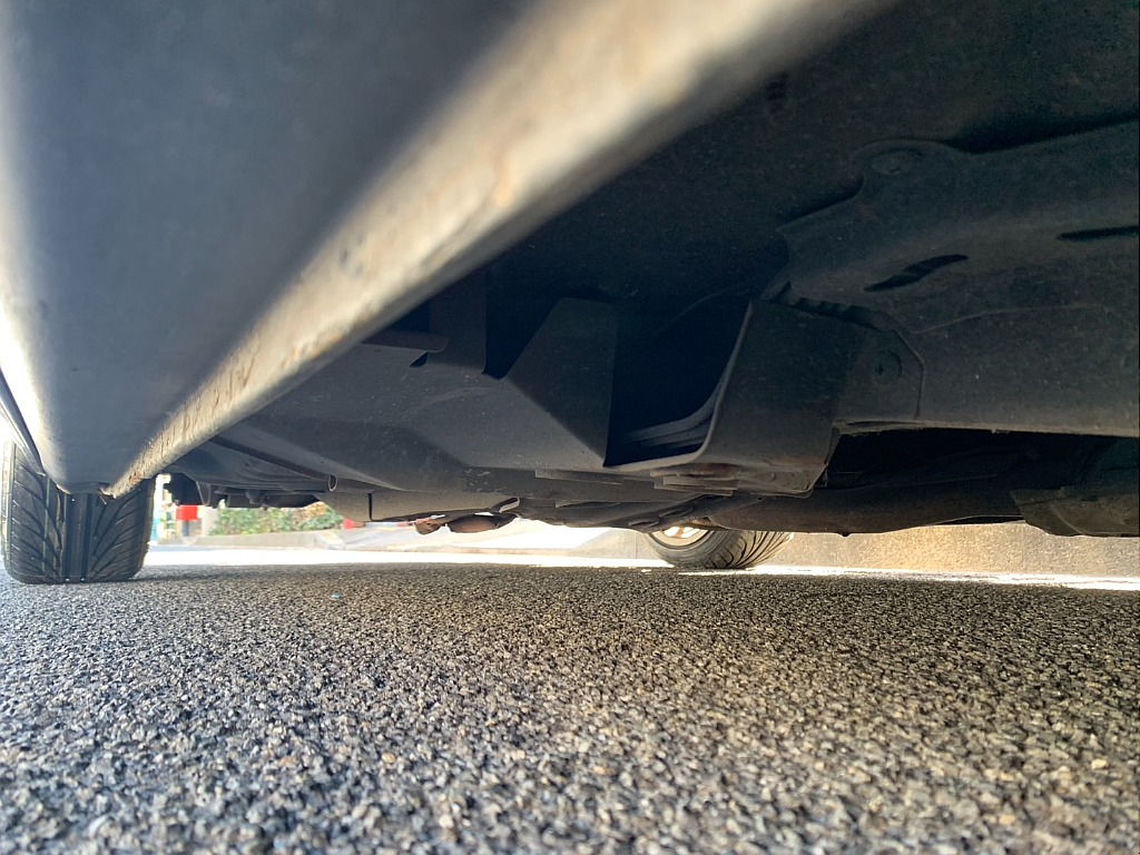 日産 セドリック4ドアセダン(33枚目)