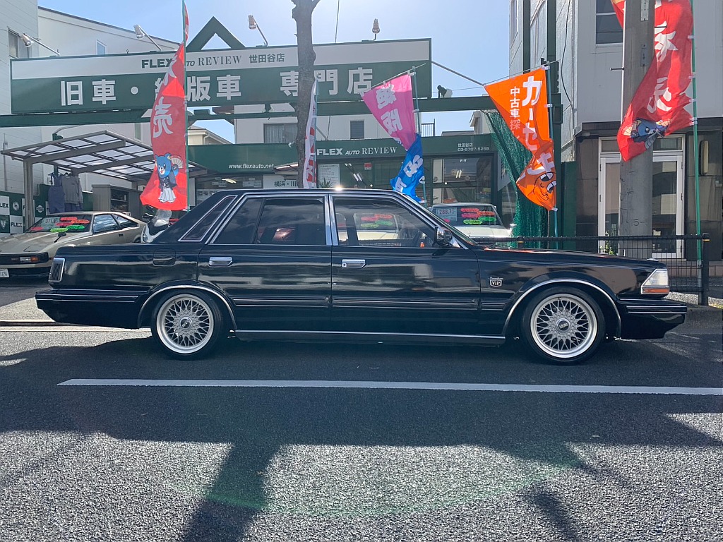 日産 セドリック4ドアセダン(54枚目)