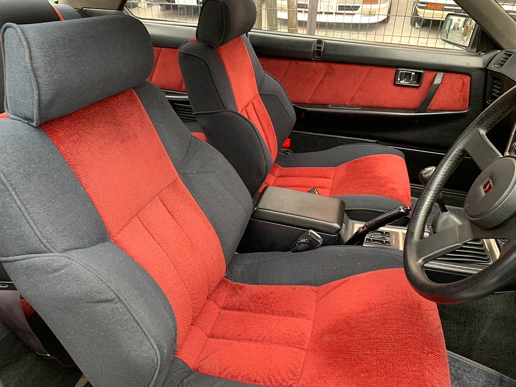 日産 スカイライン２ドアHT(15枚目)