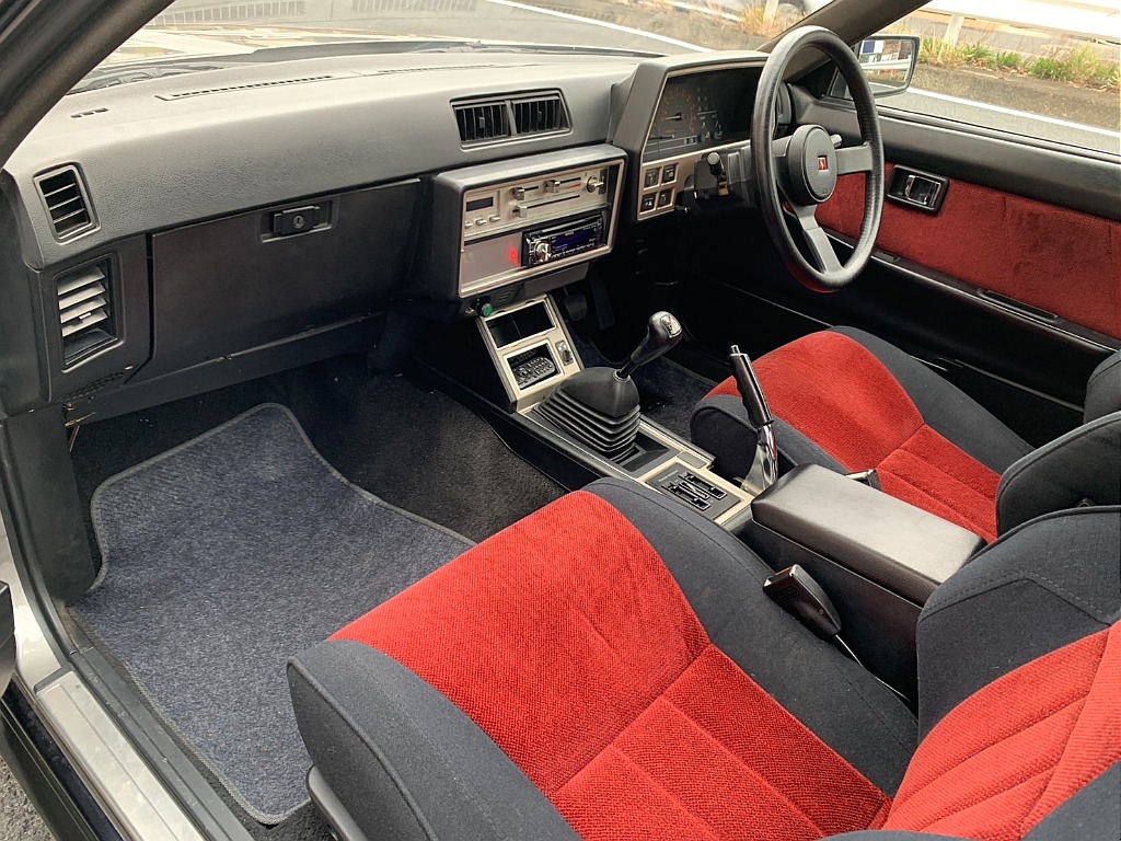 日産 スカイライン２ドアHT(19枚目)