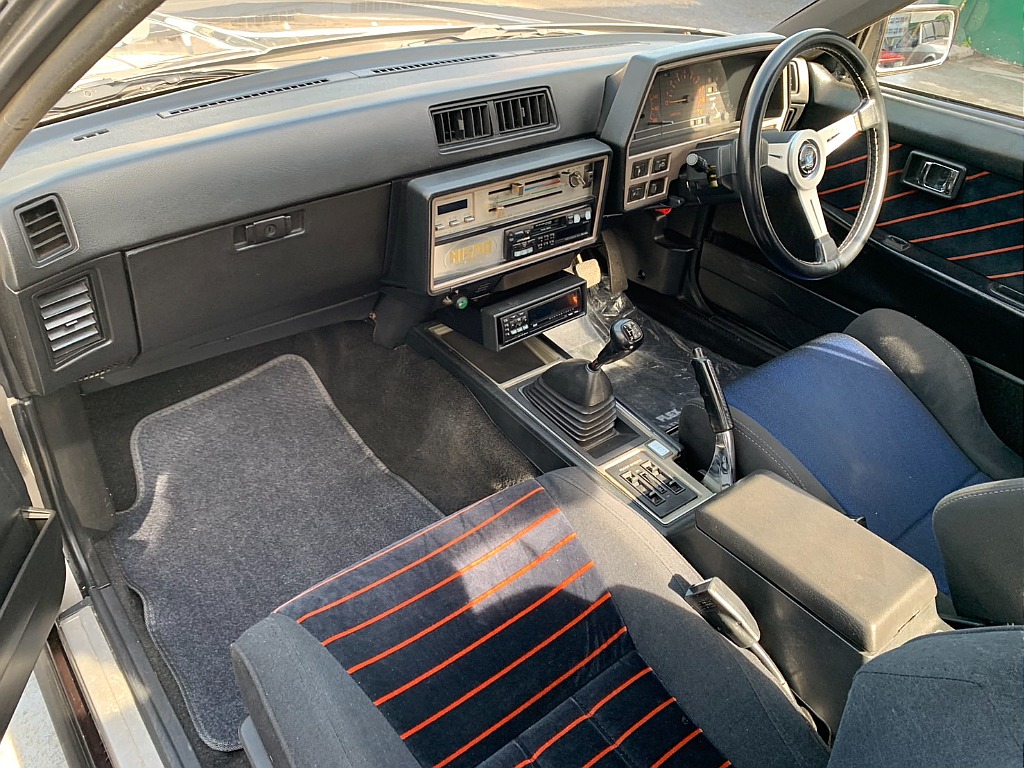 日産 スカイライン2ドアHT(38枚目)