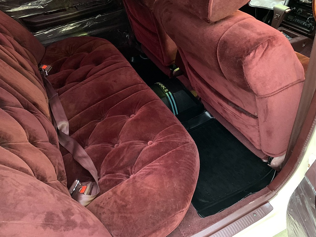 トヨタ マークⅡ4ドアハードトップ(39枚目)