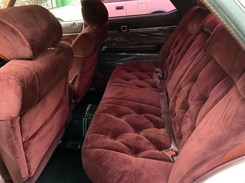 トヨタ マークⅡ4ドアハードトップ(41枚目)