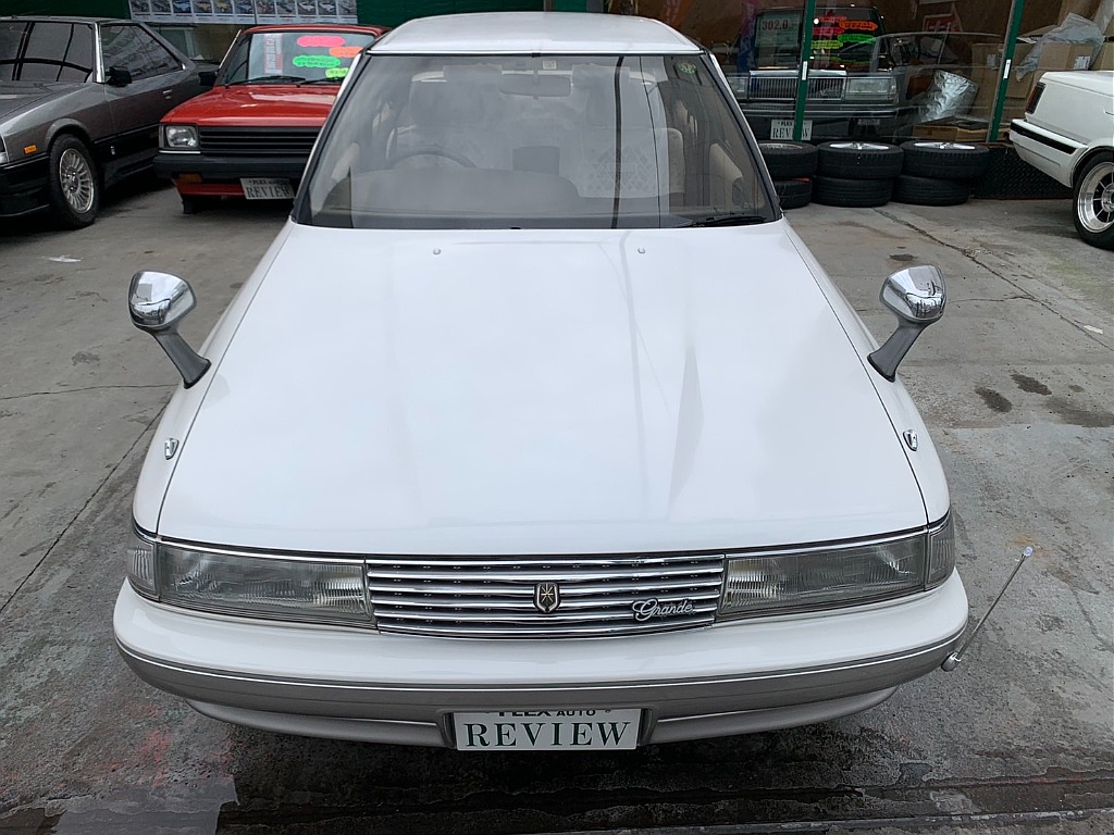 トヨタ マークⅡ4ドアHT(2枚目)