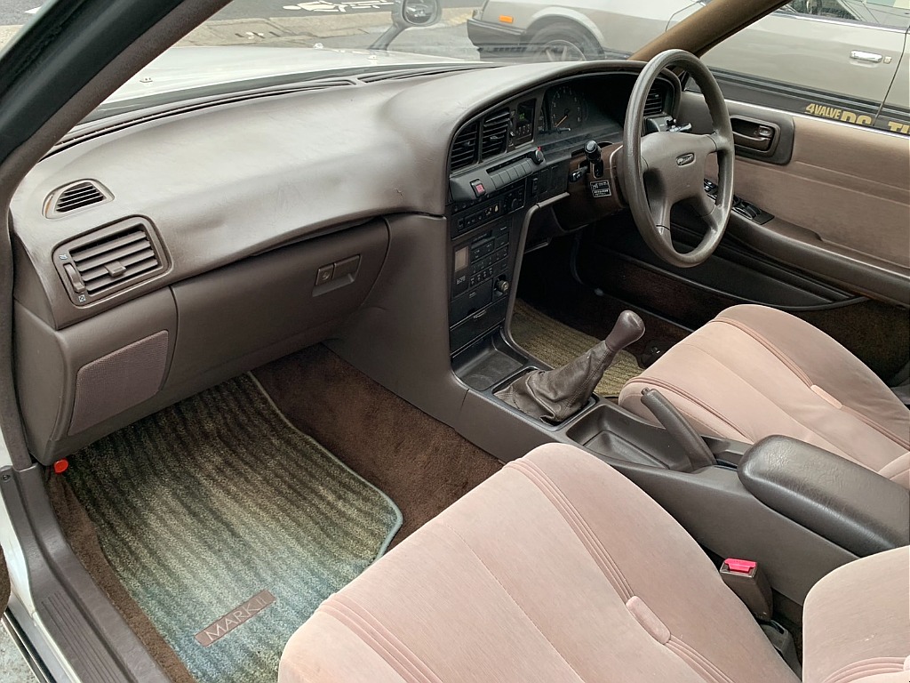 トヨタ マークⅡ4ドアHT(38枚目)