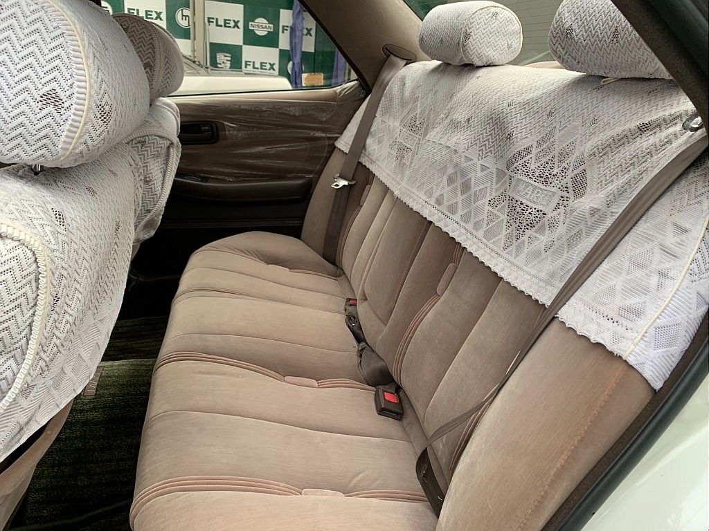 トヨタ マークⅡ4ドアHT(40枚目)