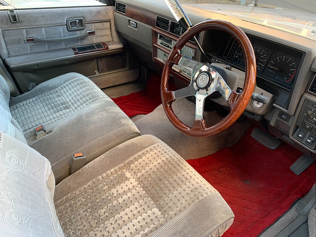 日産 グロリア４ドアHT(13枚目)